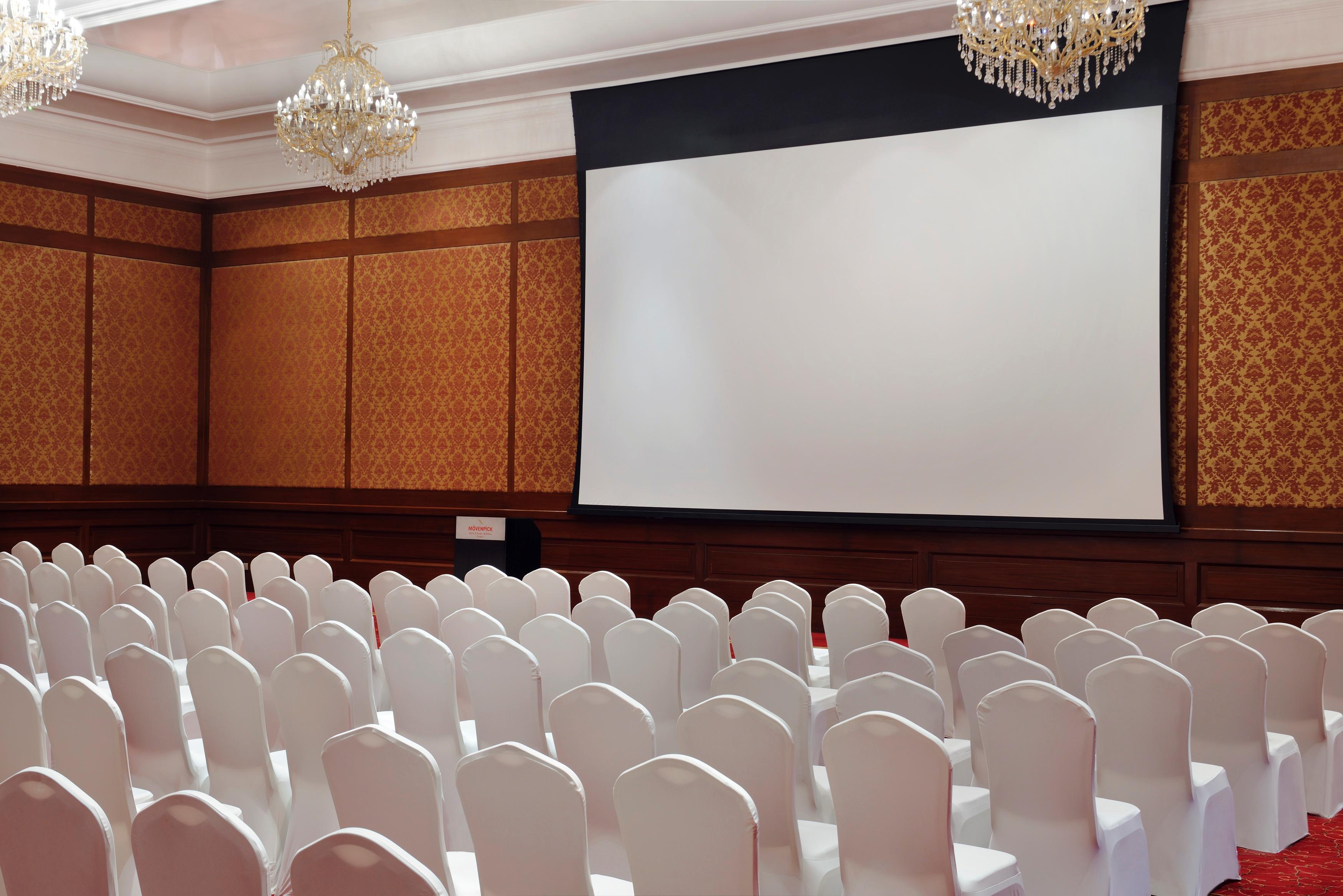 Mövenpick Hotel&Resort Al Bida'a Salmiya Exteriör bild A projection screen in a conference room