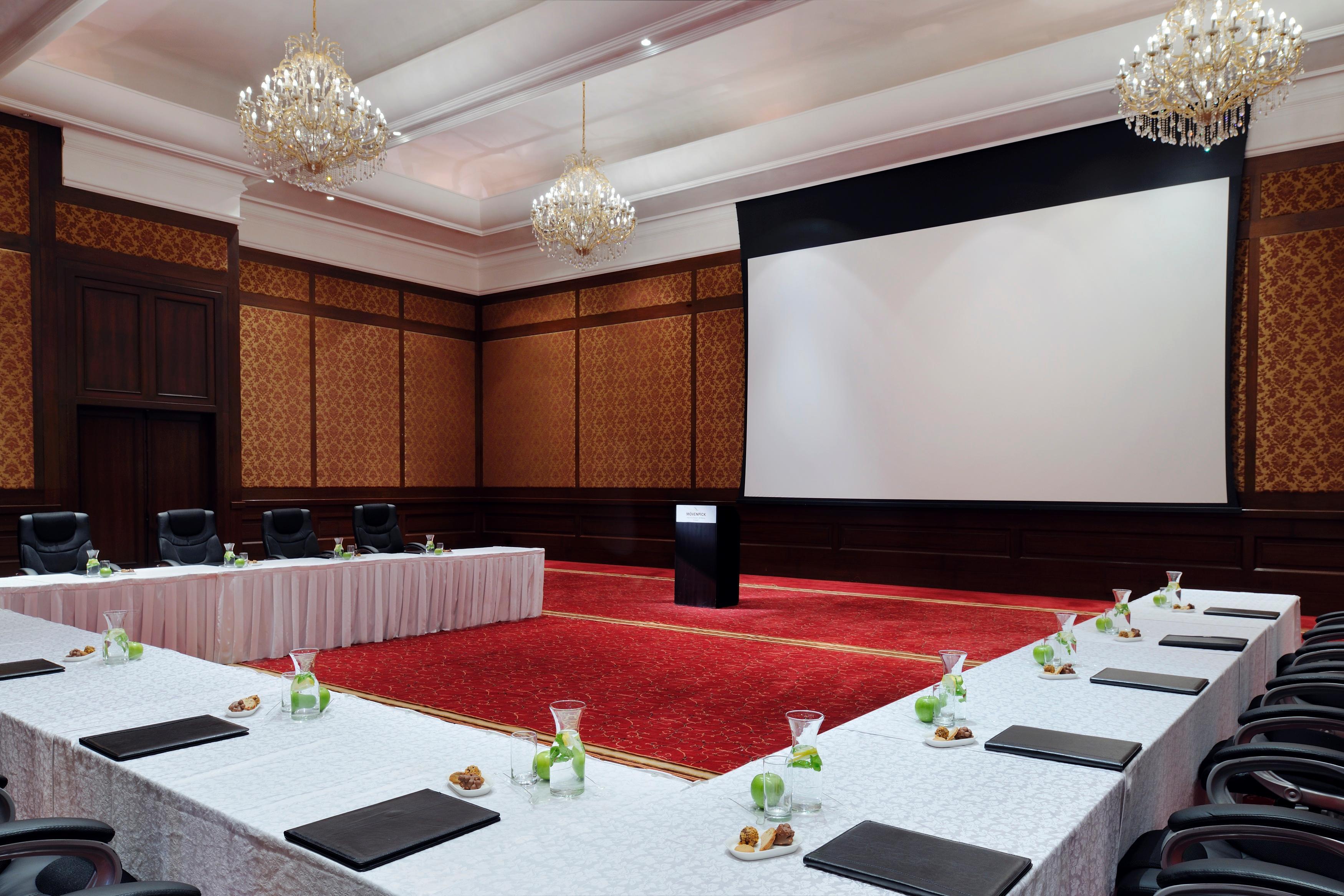 Mövenpick Hotel&Resort Al Bida'a Salmiya Exteriör bild The meeting room