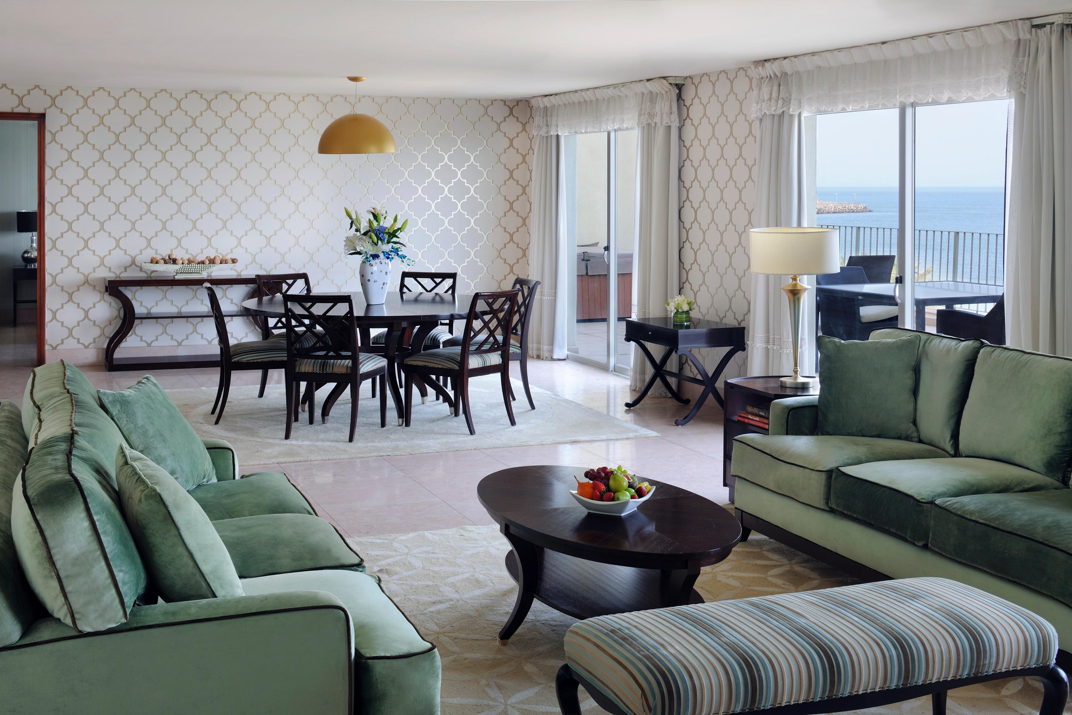 Mövenpick Hotel&Resort Al Bida'a Salmiya Exteriör bild A living room at the Atlantis Resort