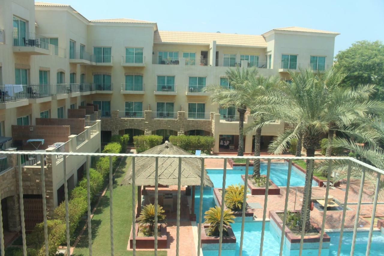 Mövenpick Hotel&Resort Al Bida'a Salmiya Exteriör bild A view of the community